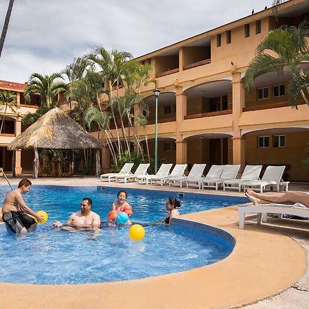 Hotel Margaritas Mazatlan Bagian luar foto