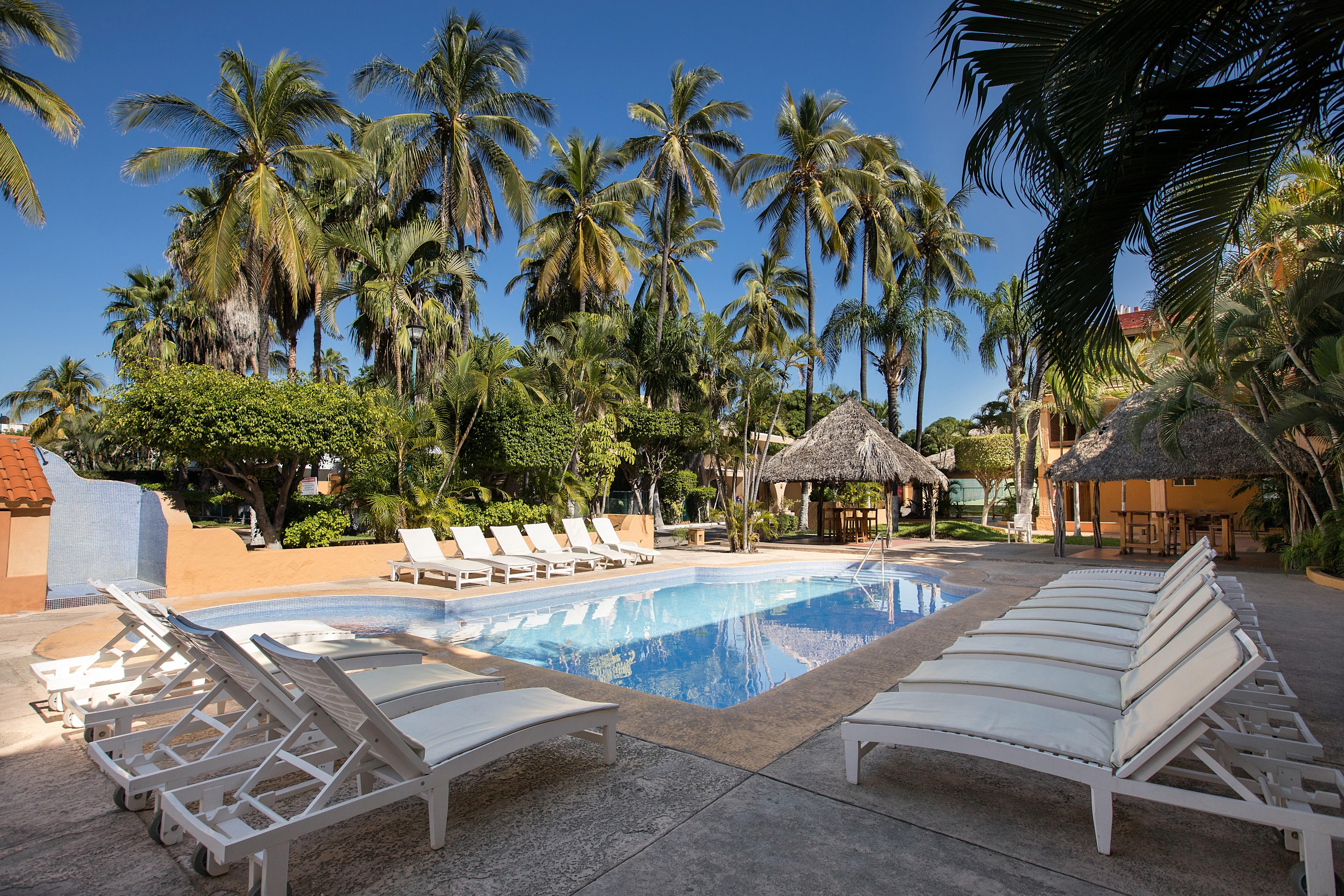 Hotel Margaritas Mazatlan Bagian luar foto