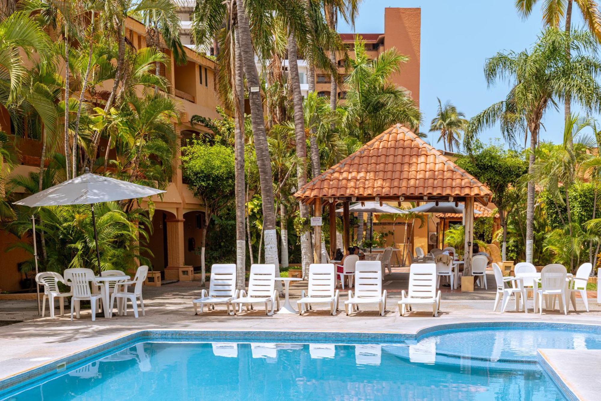 Hotel Margaritas Mazatlan Bagian luar foto